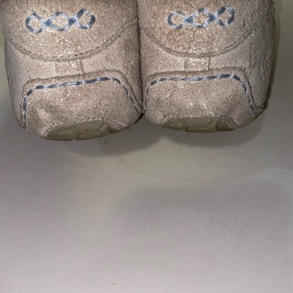 Ansley Charm UGG Moccasin Slippers Sz 7 - Picture 8 of 13